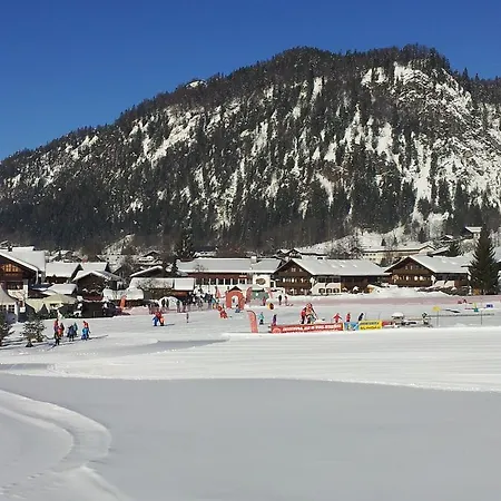 Haus Regner Otel
